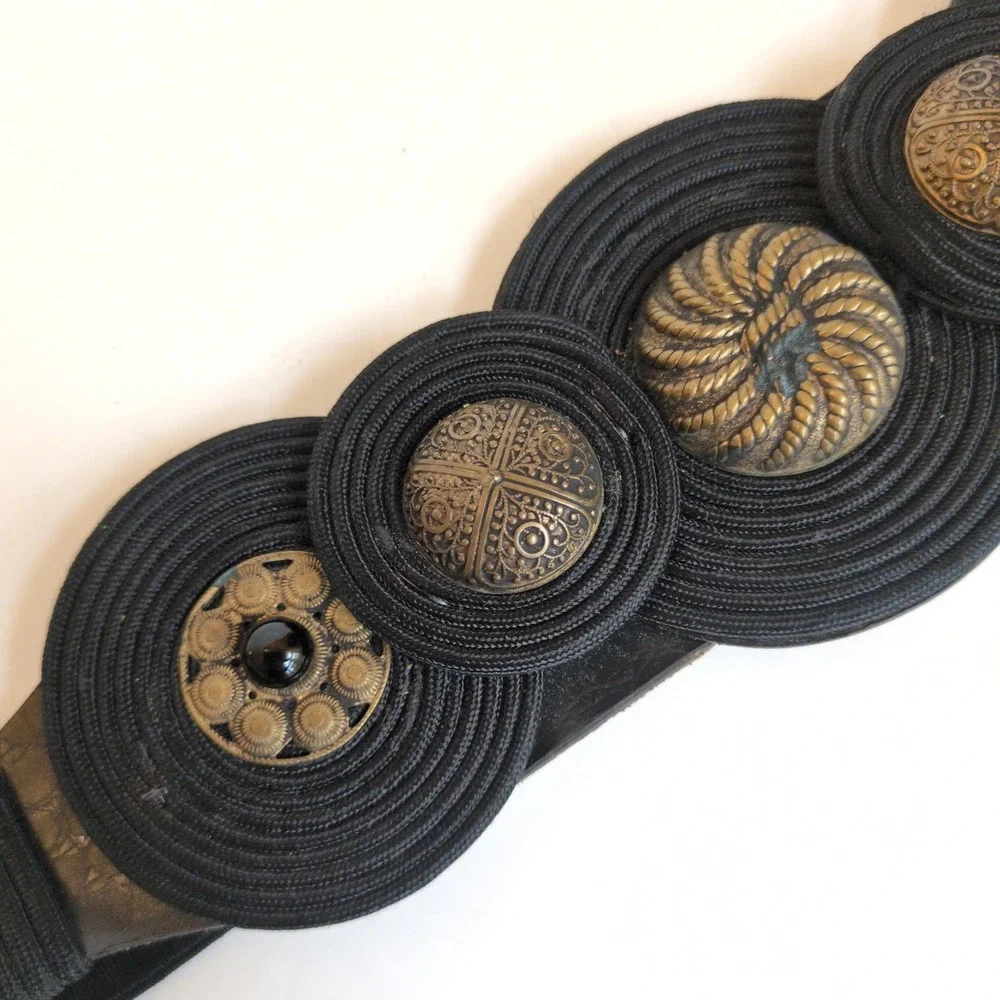 Vtg Carolyn Tanner Designs Belt Black Gold Medallion Statement 33in